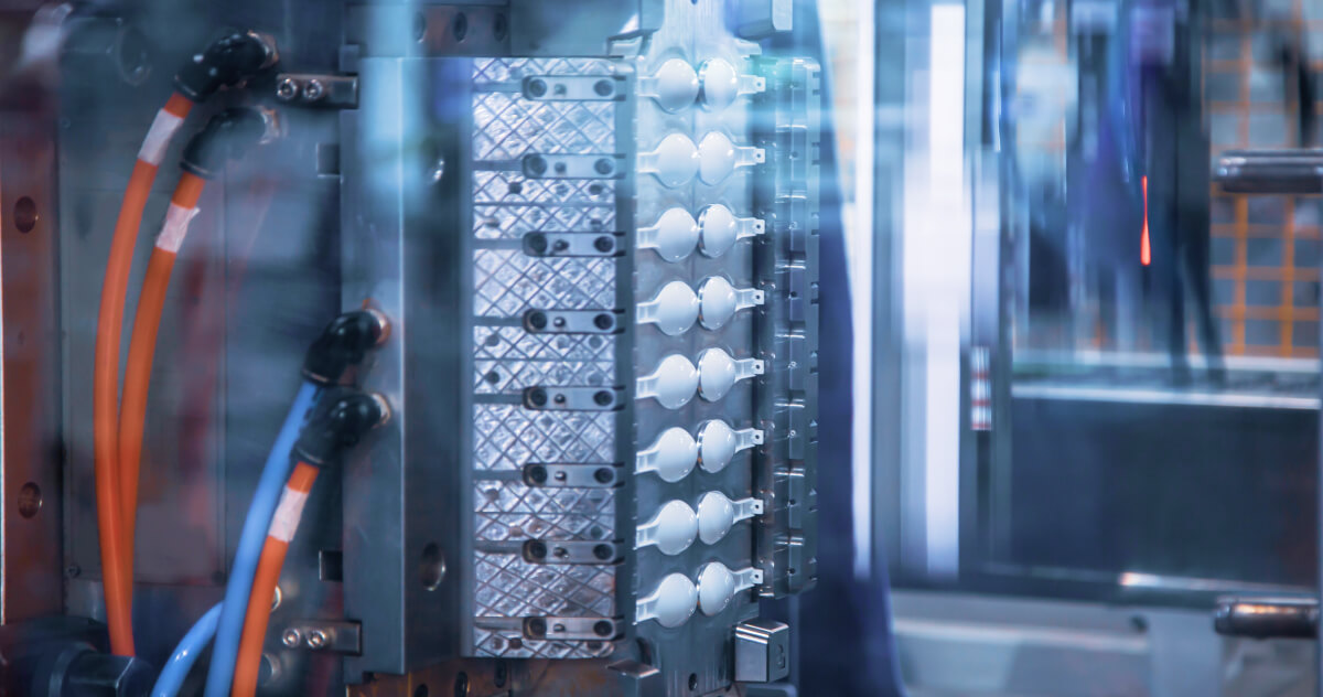 実績のご紹介】多数個取りの射出成形における不良検知 | 株式会社MAZIN